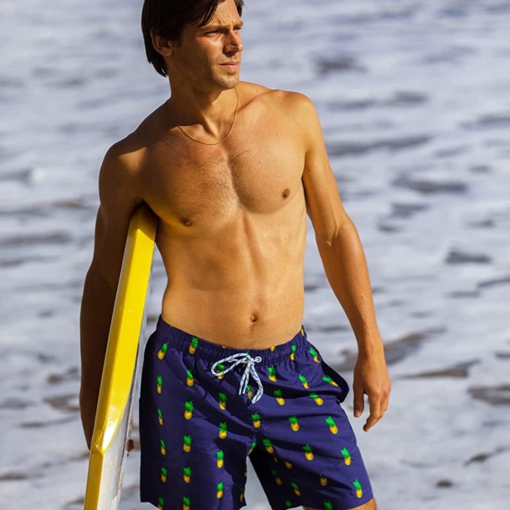 Maamgic NWOT Men’s Pineapple Swim Trunks XLarge
